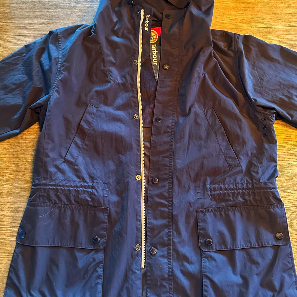 Barbour Men’s Navy Utility Rain Jacket – Size Medium (Excellent Condition)